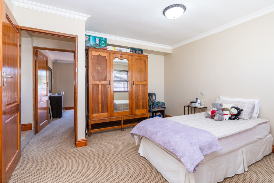 3 Bedroom Property for Sale in Pinelands Western Cape